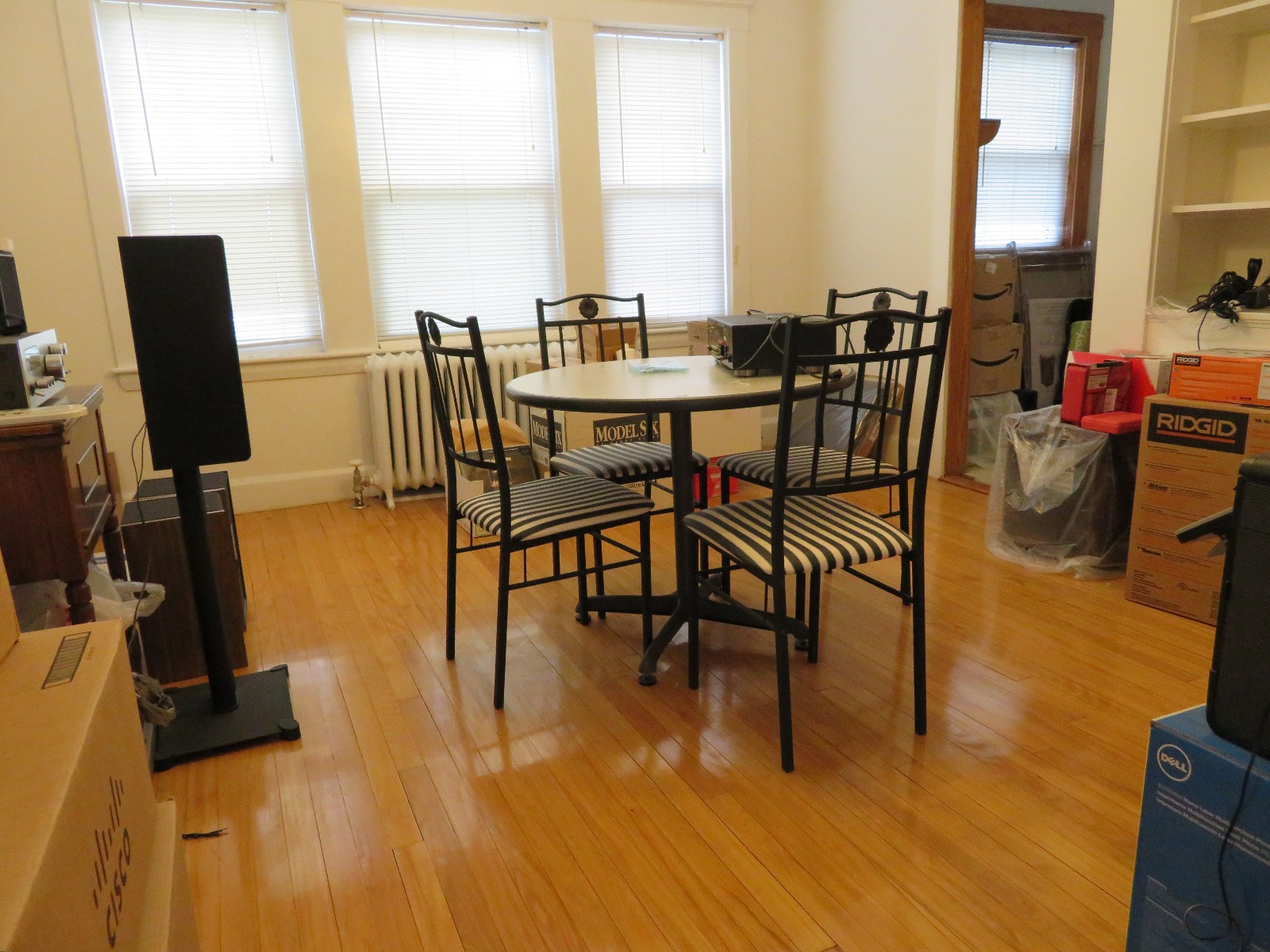 3 bed, 1 bath apartment for rent at 61 Hobart St Unit 1, Brighton — photo 2 of 7
