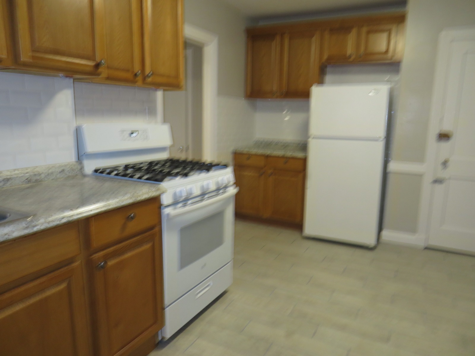 1 bed, 1 bath apartment for rent at 27 Beechcroft St Unit 2, Brighton — photo 2 of 8