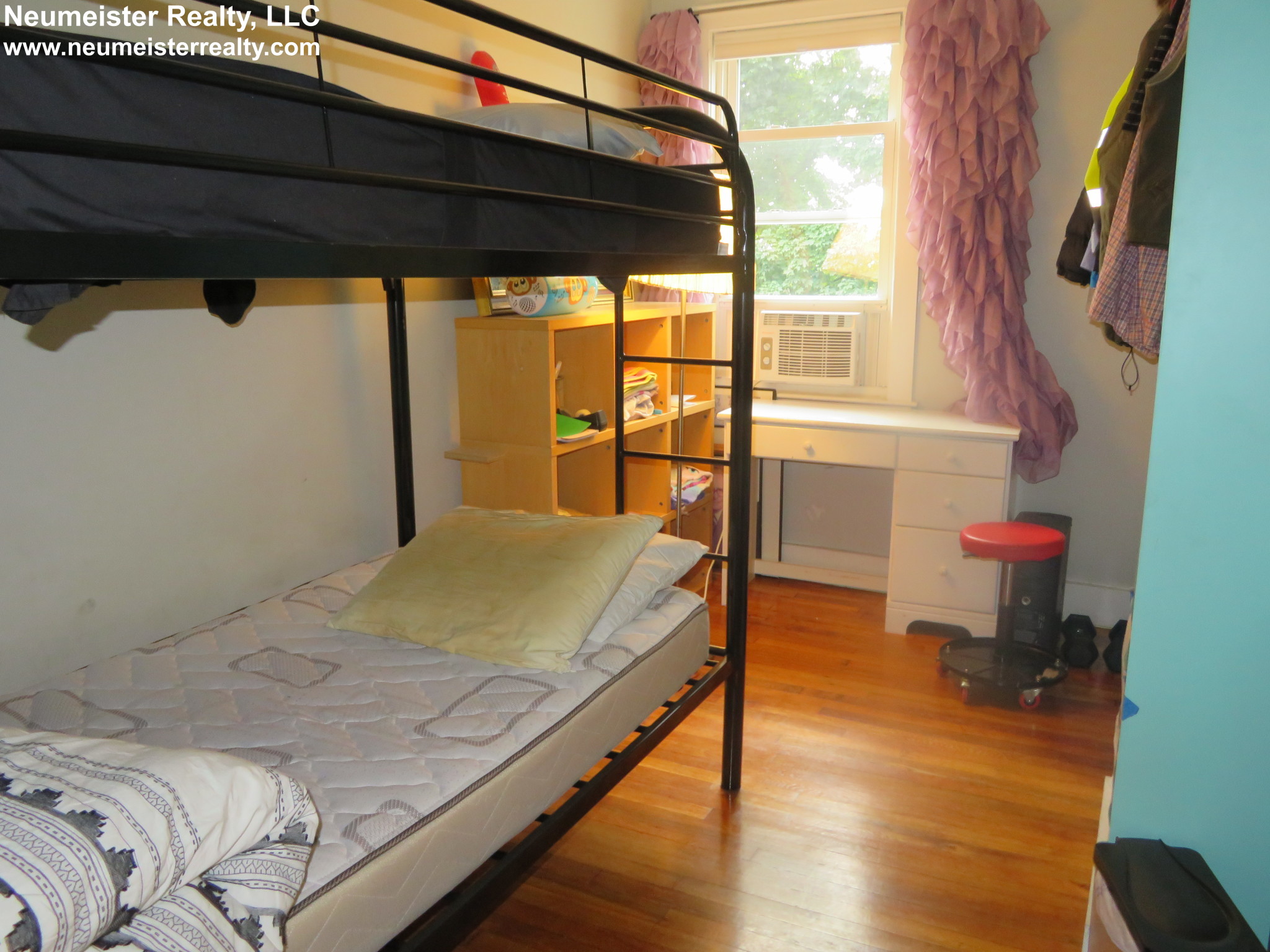 81 Sixth St, East Cambridge