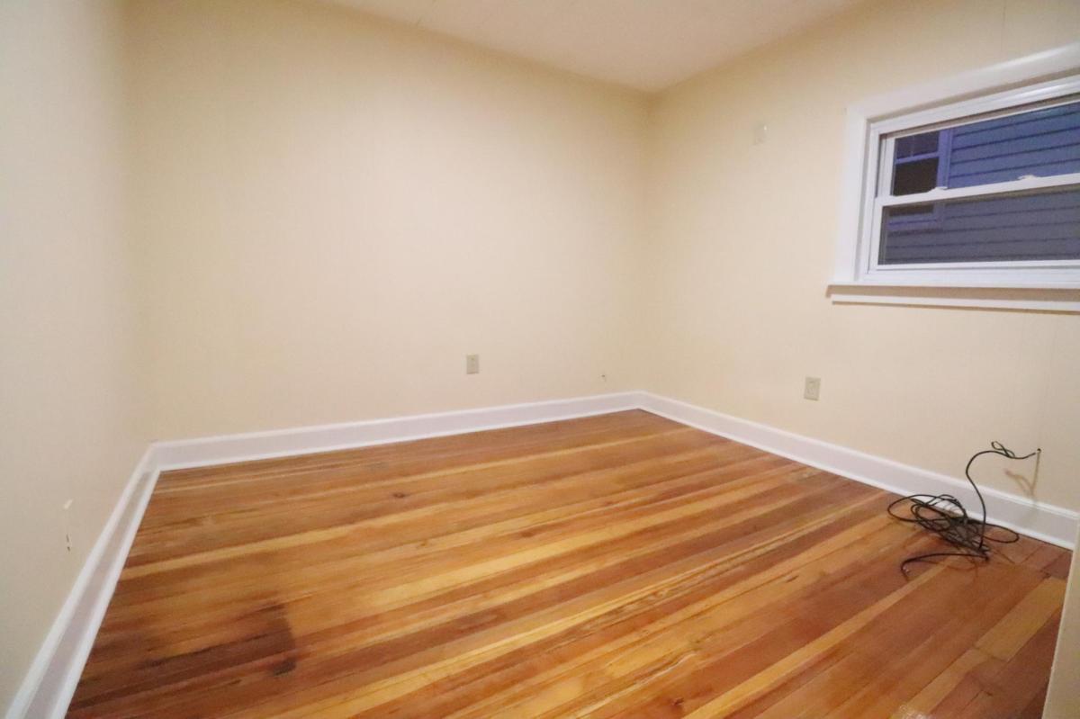 215 Cedar St, Powder House Square