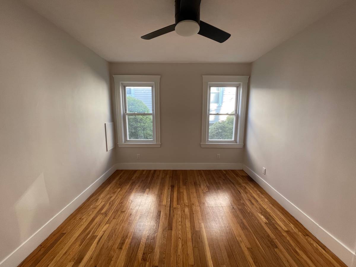 76 Summer St, Watertown