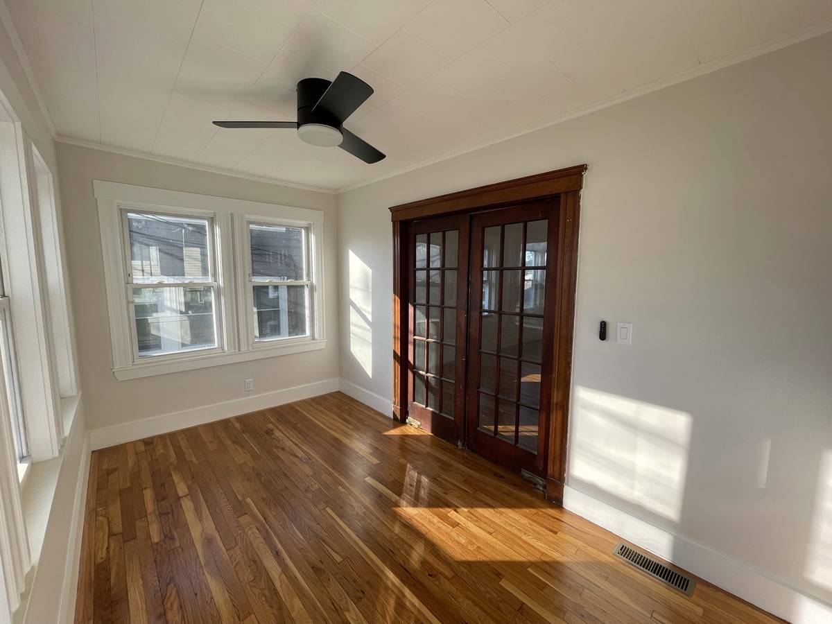 76 Summer St, Watertown