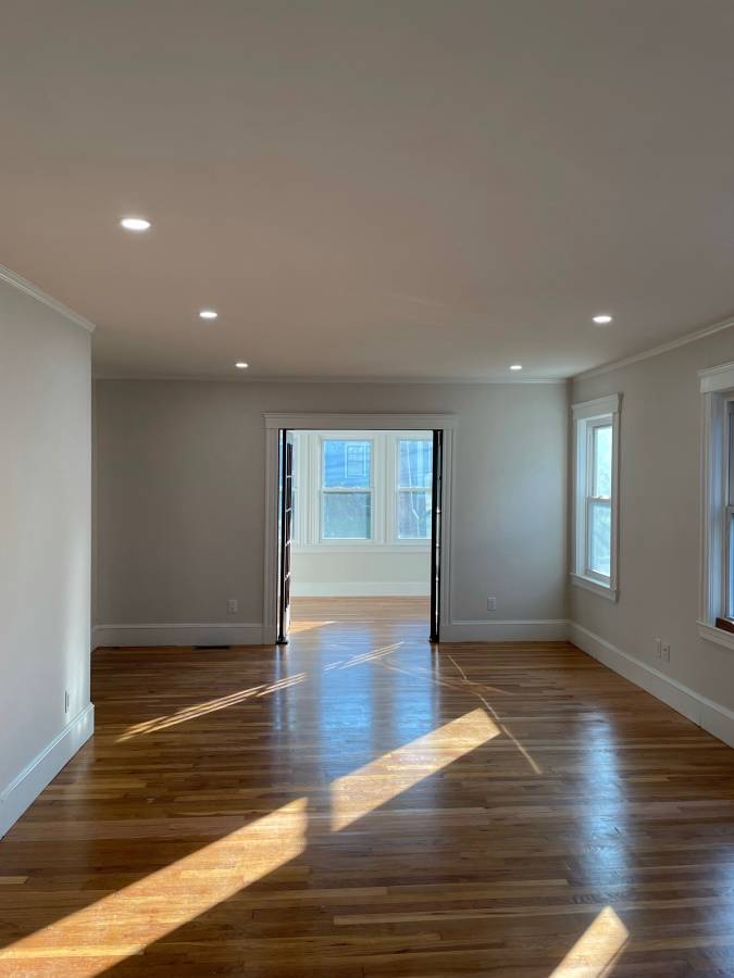 76 Summer St, Watertown