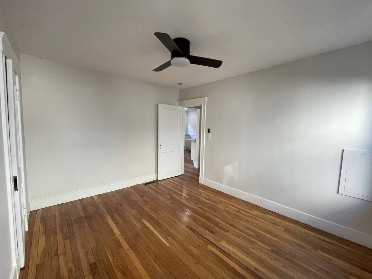 76 Summer St, Watertown