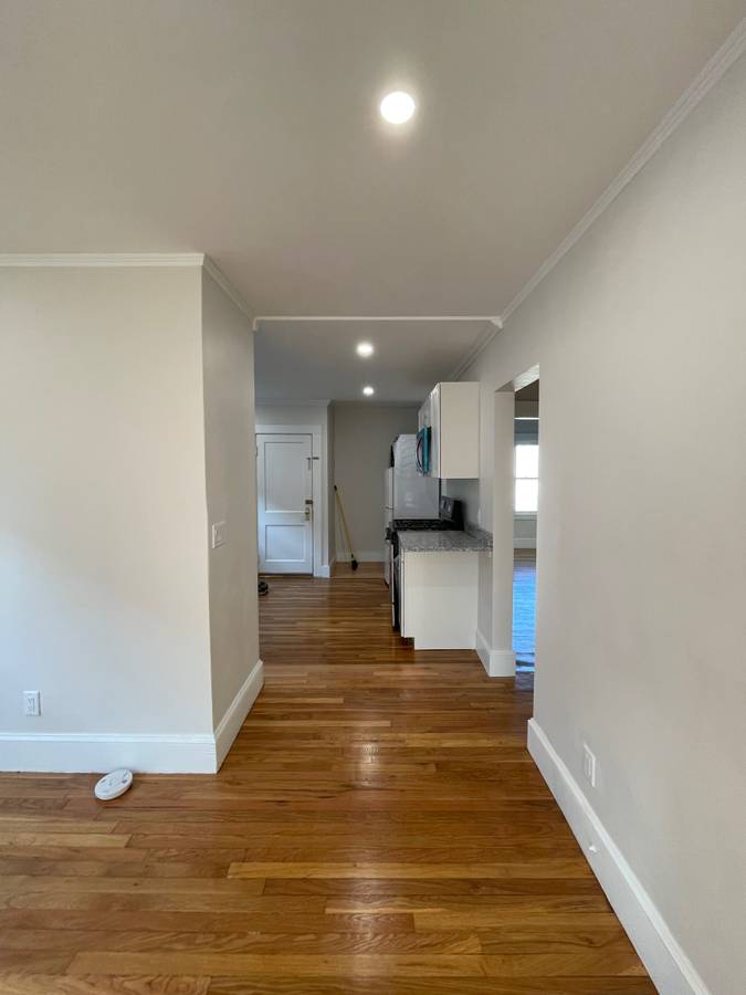 76 Summer St, Watertown