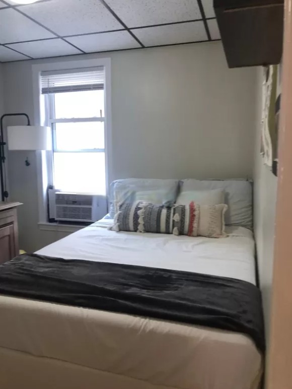 77 Lyman Ave, Medford