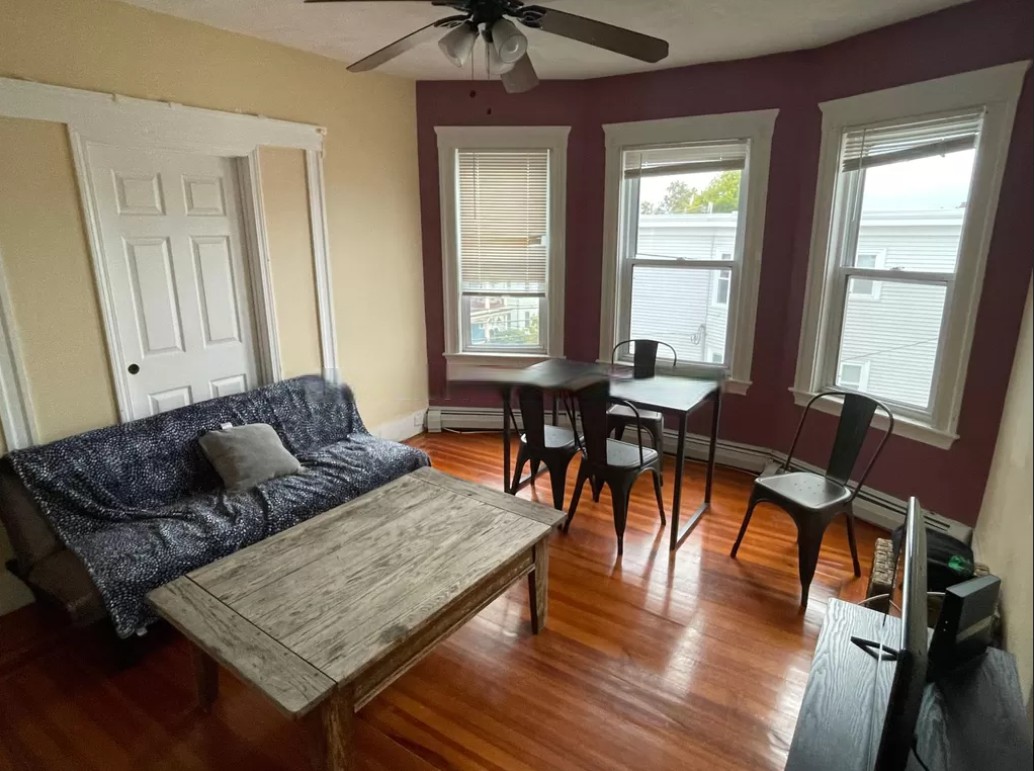 49 Conwell Ave, West Somerville