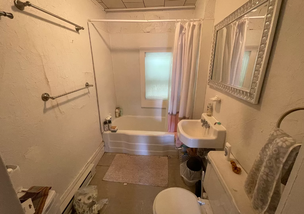 158 Mount Auburn St, West Cambridge