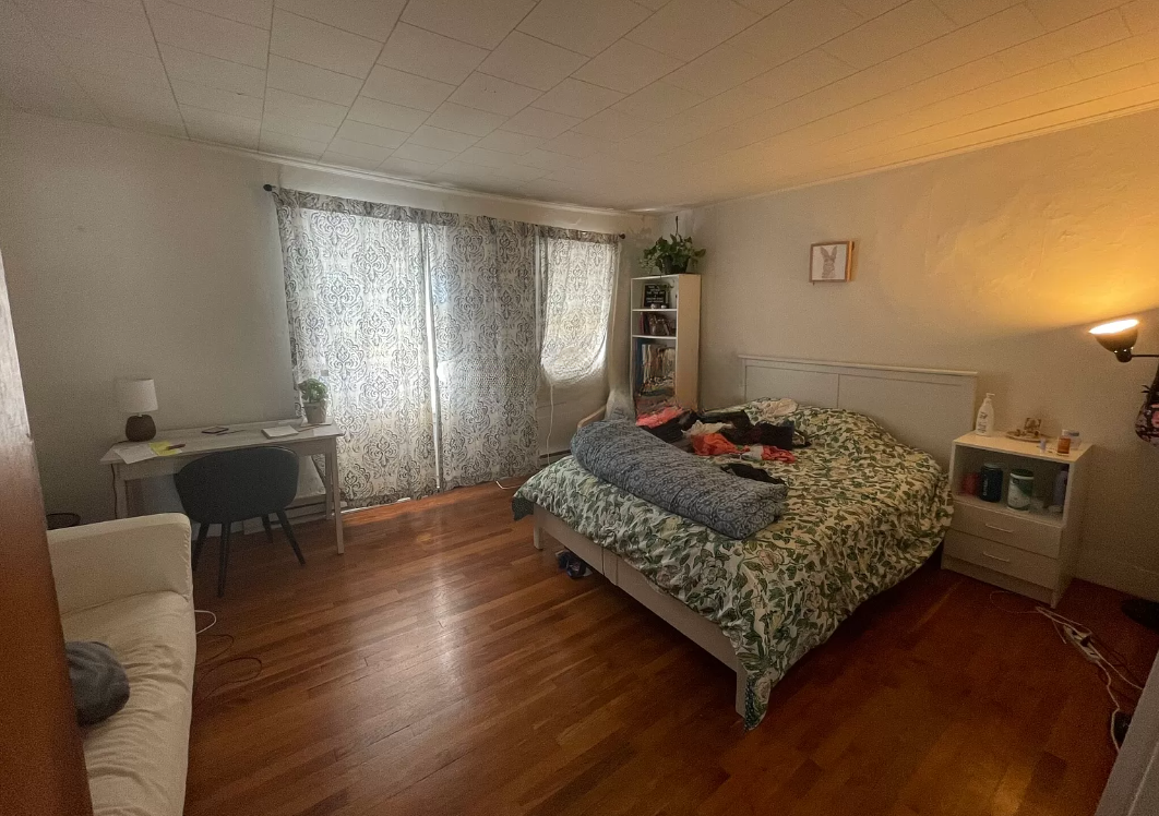 158 Mount Auburn St, West Cambridge