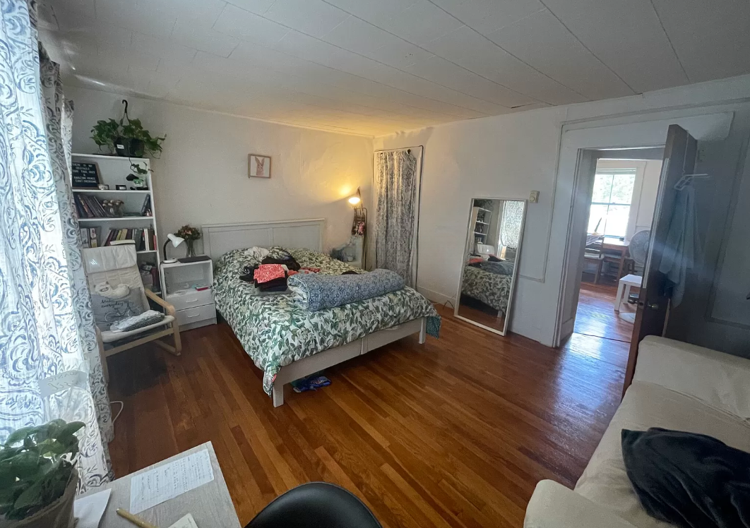 158 Mount Auburn St, West Cambridge