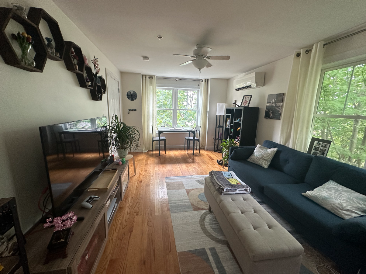 24 Beacon Pl, Ward Two