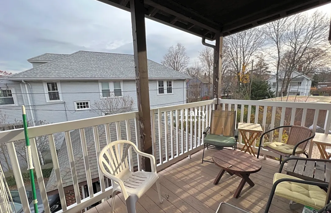 24 Alewife Brook Pkwa, North Cambridge