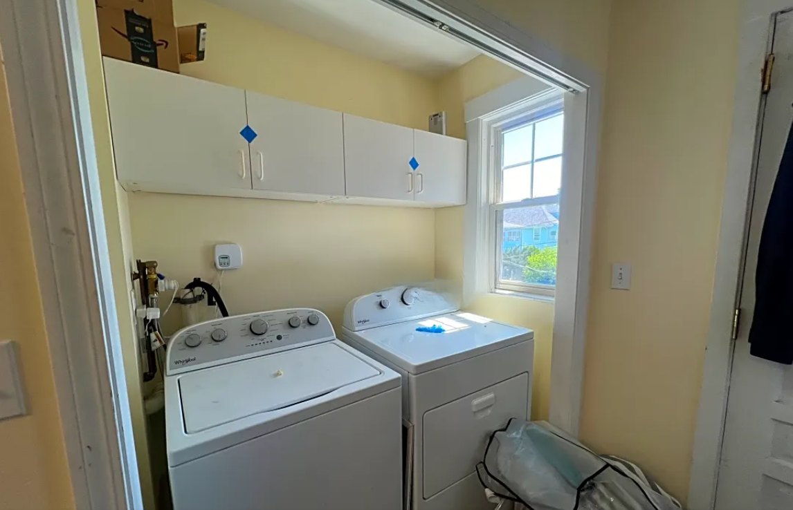 24 Alewife Brook Pkwa, North Cambridge