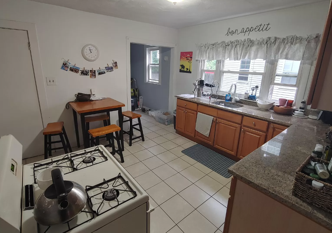 13 Waterhouse St, West Somerville