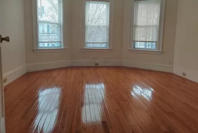 13 Waterhouse St, West Somerville