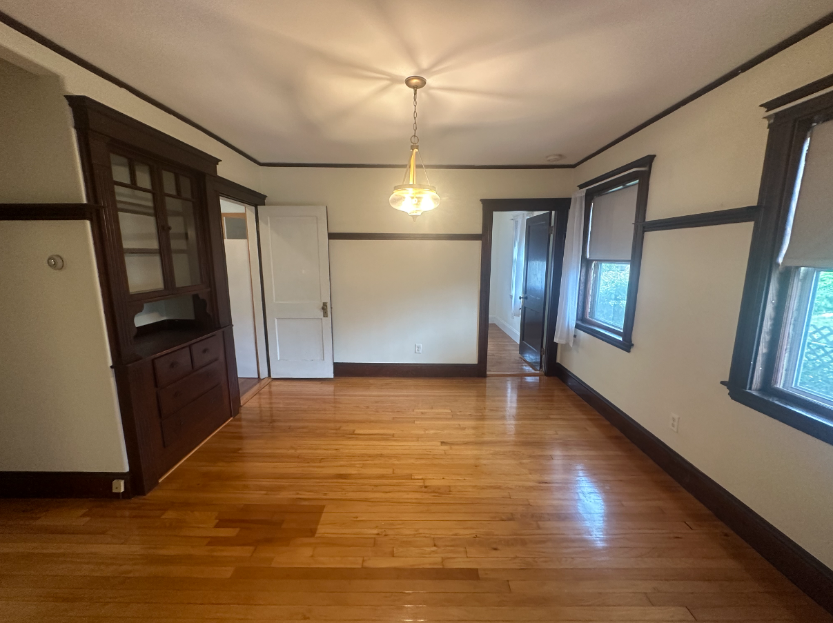 15 Fairfax St, West Somerville