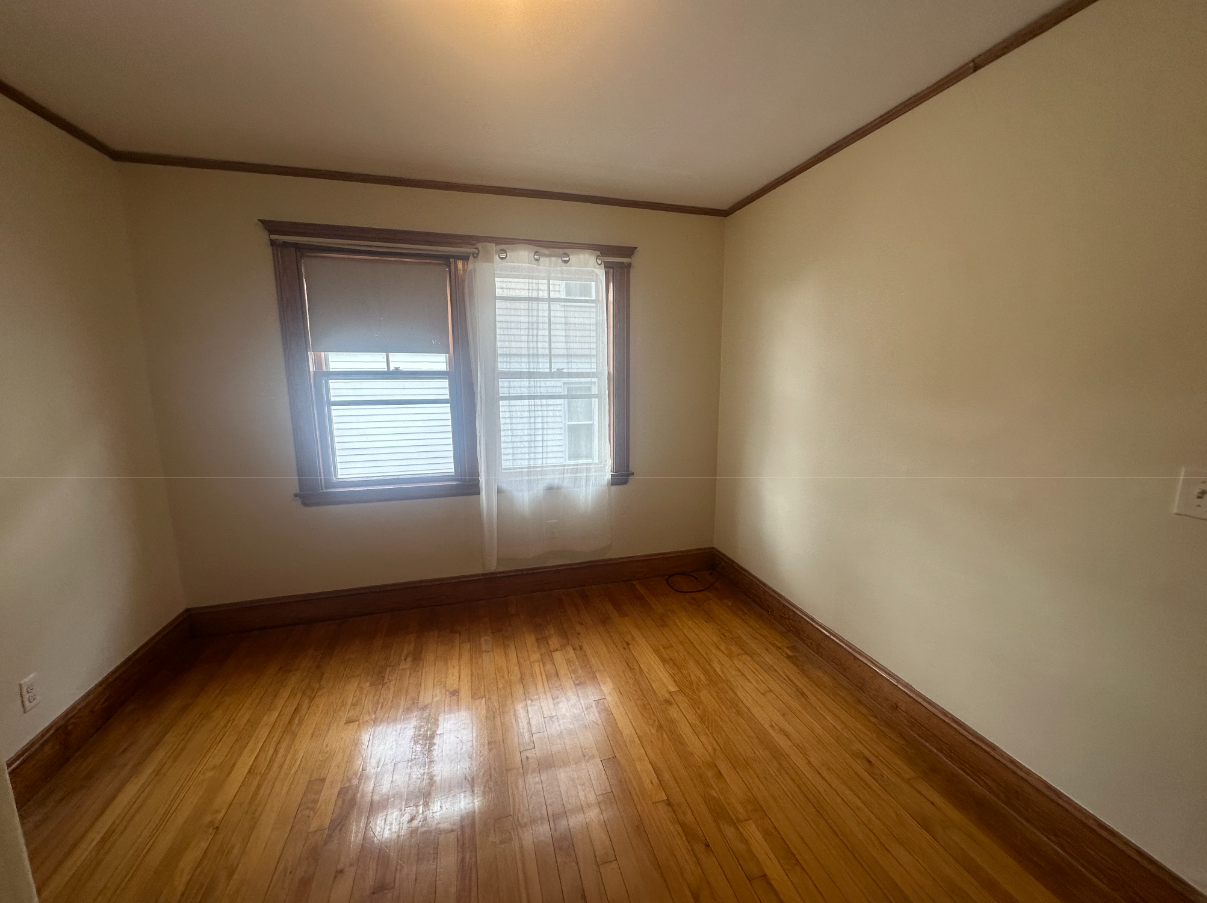 15 Fairfax St, West Somerville