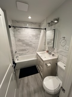 114 Josephine Ave, Powder House Square