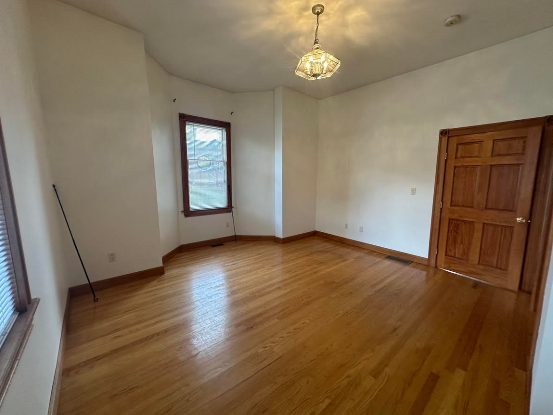 10 Warren St, West Medford