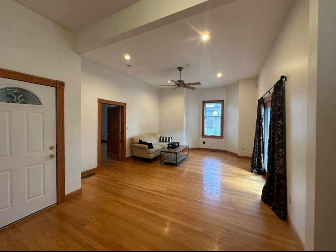 10 Warren St, West Medford