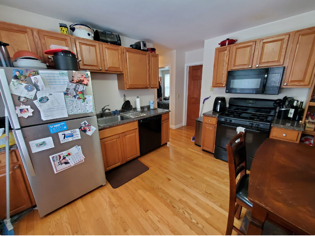 275 Putnam Ave, Riverside