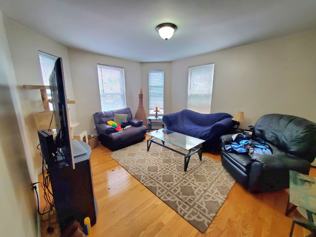 275 Putnam Ave, Riverside