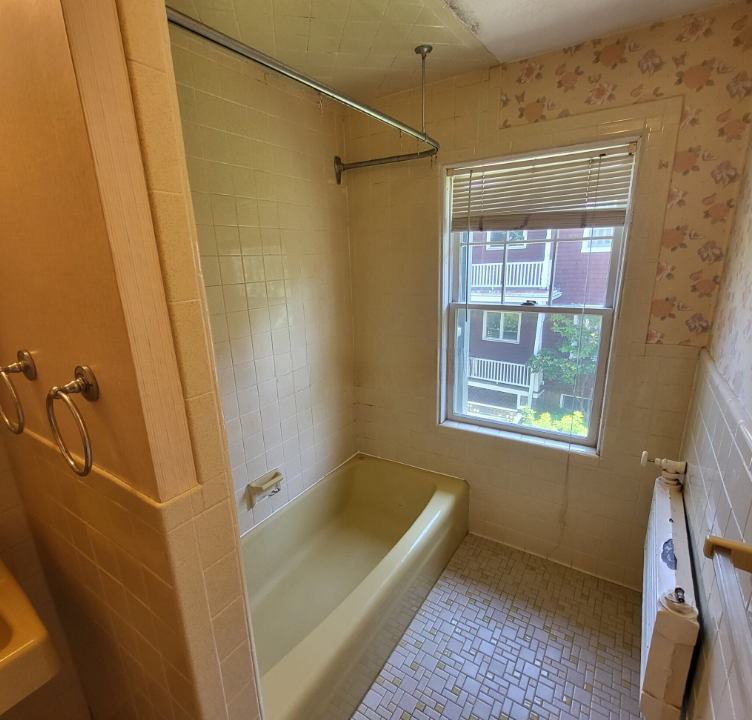 49 Willow St, Belmont