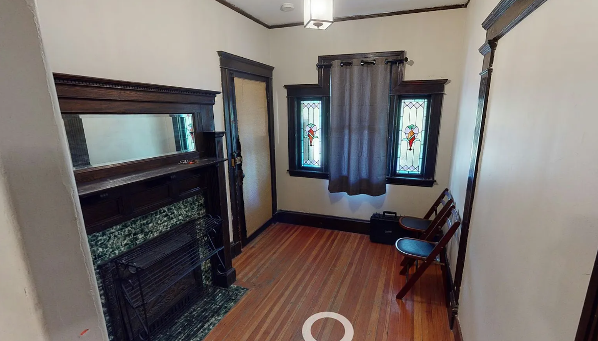 24 Dearborn Rd, Tufts