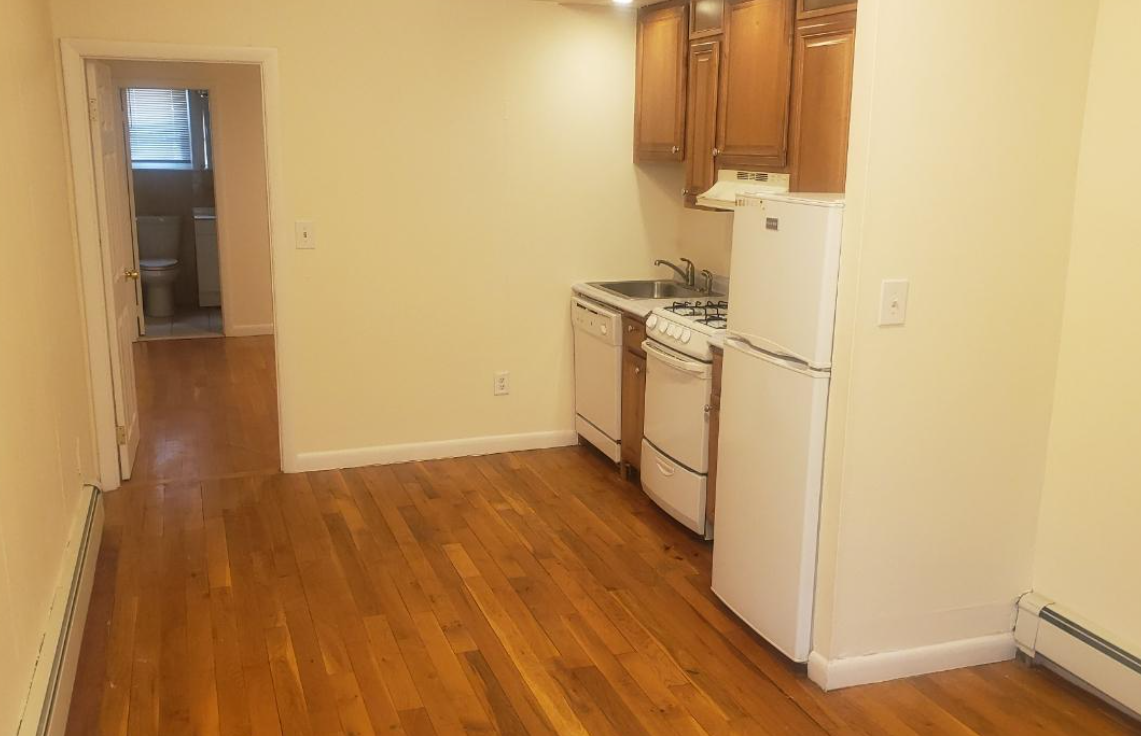 286 Beacon St, Ward Two