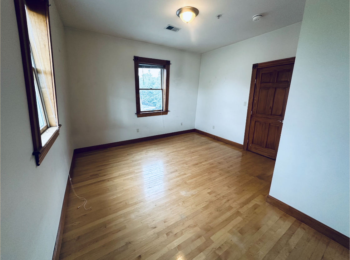 10 Warren St, West Medford