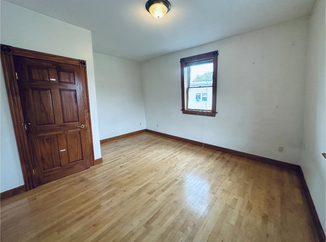 10 Warren St, West Medford