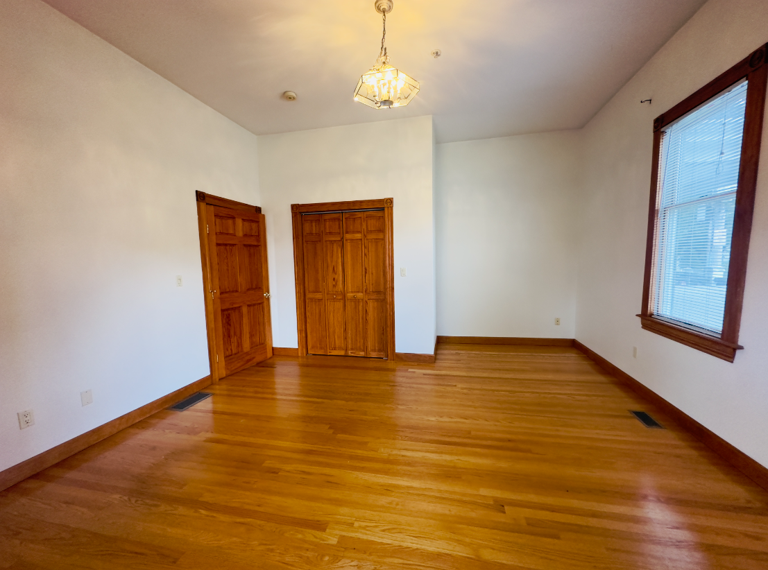 10 Warren St, West Medford