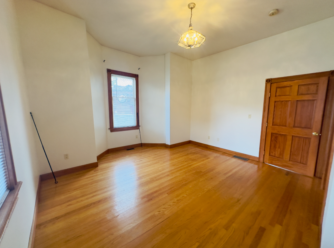 10 Warren St, West Medford