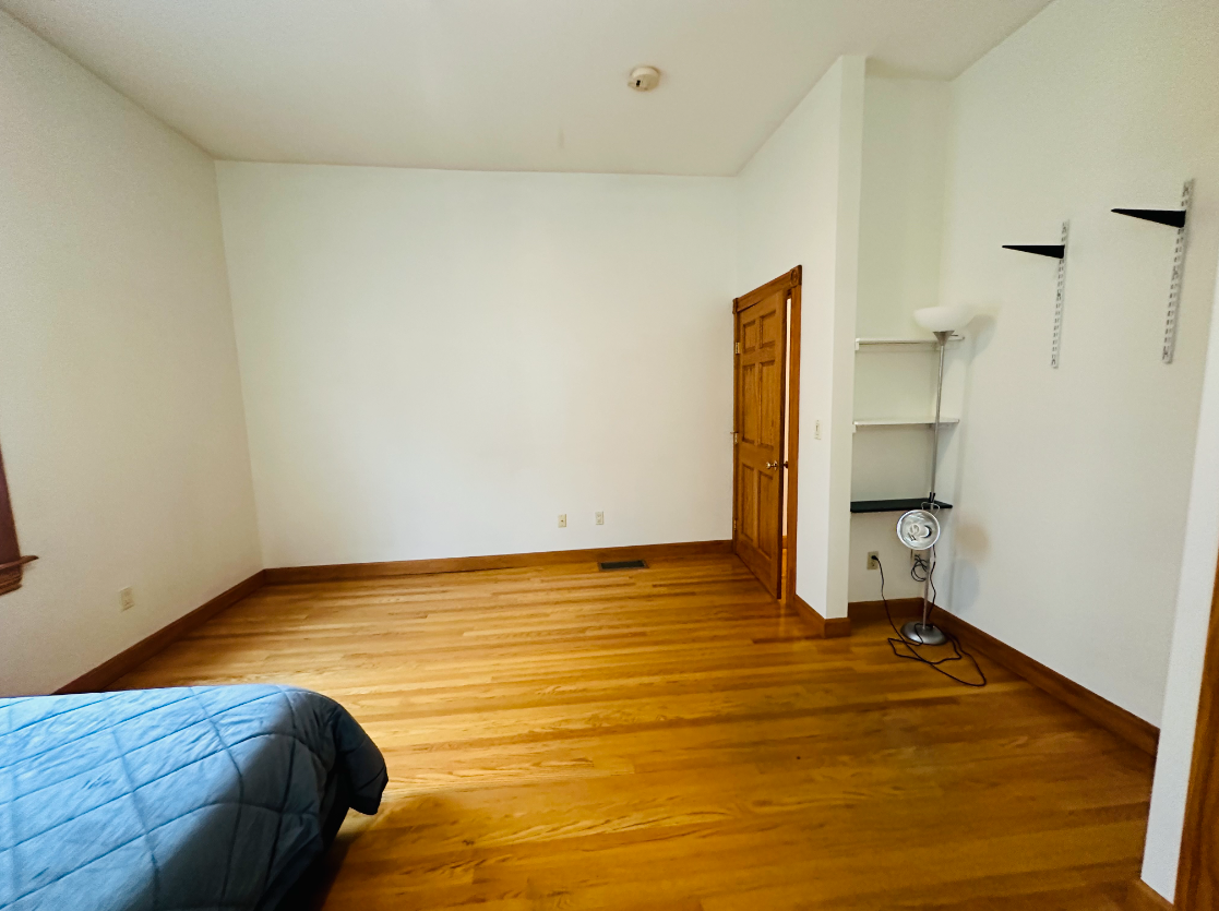 10 Warren St, West Medford