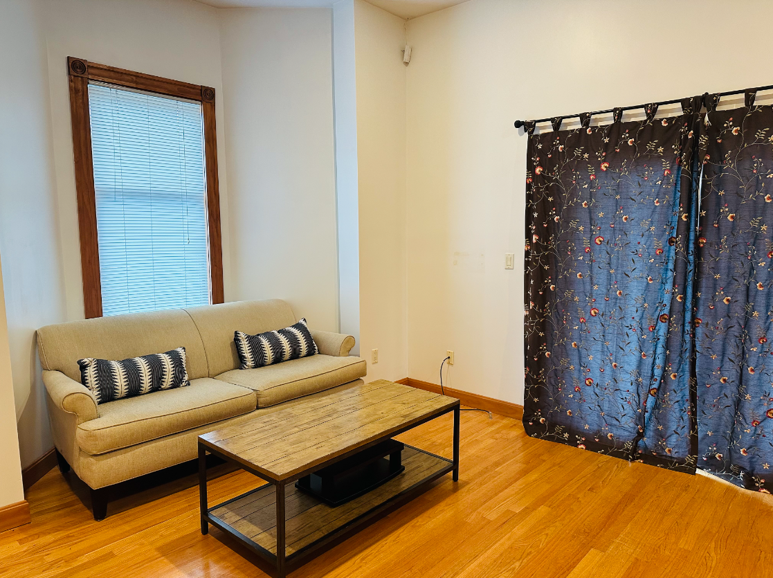 10 Warren St, West Medford