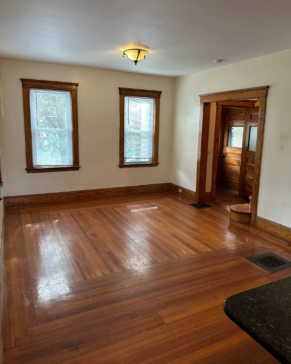 79 Capen St, Medford