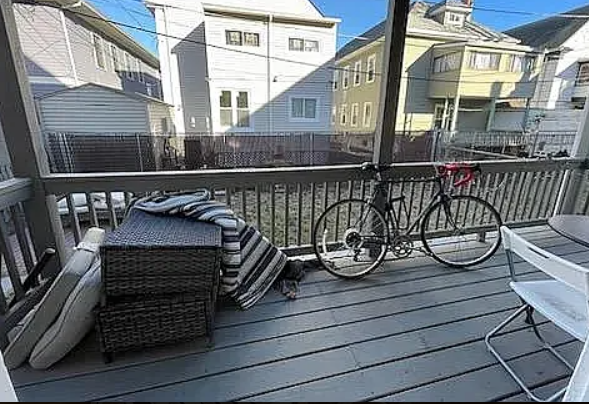 19 Berwick Rd, South Medford