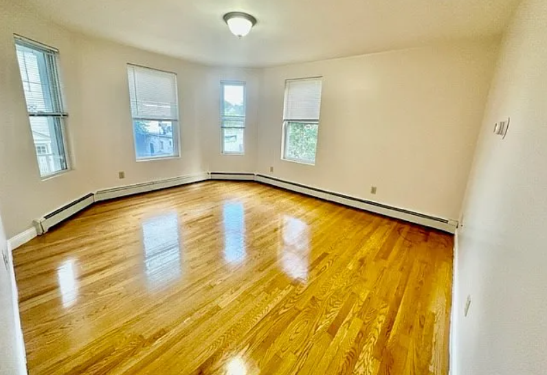 275 Putnam Ave, Riverside