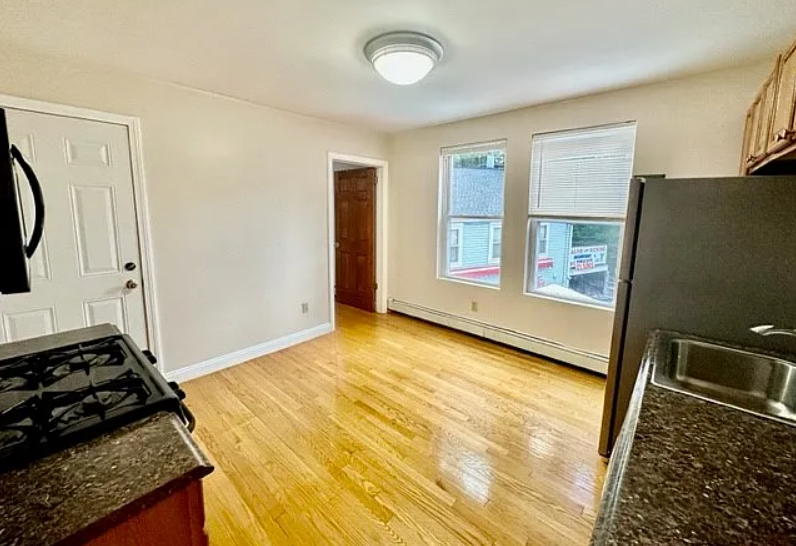 275 Putnam Ave, Riverside