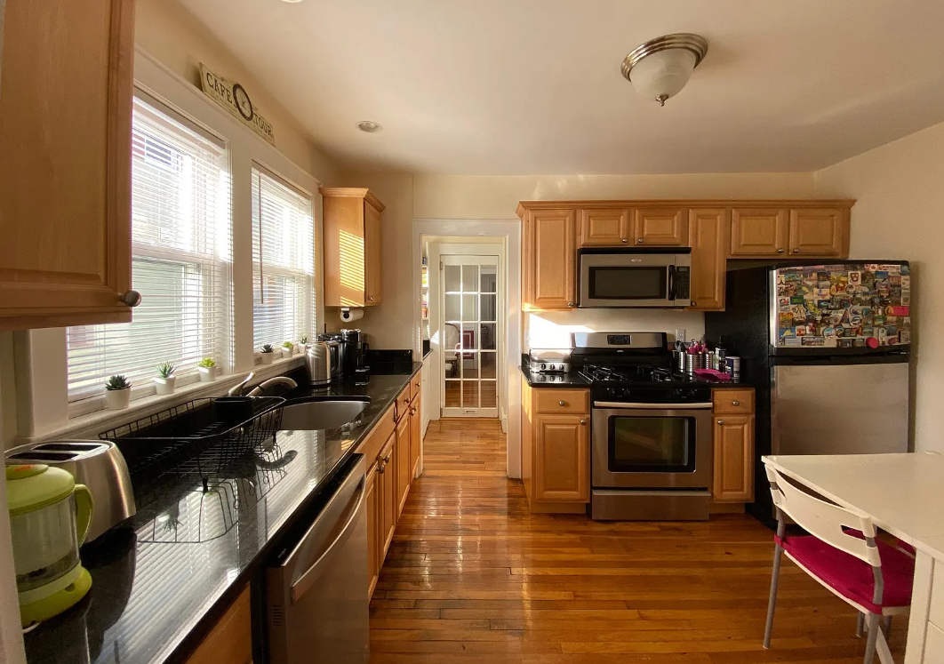 90 Belmont St, Watertown