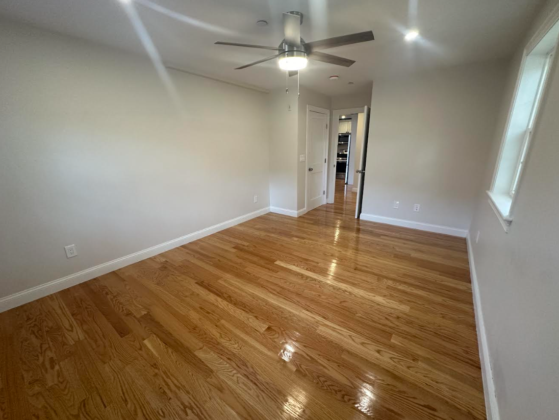 628 Trapelo Rd, Belmont