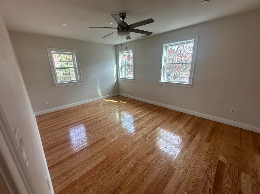 628 Trapelo Rd, Belmont