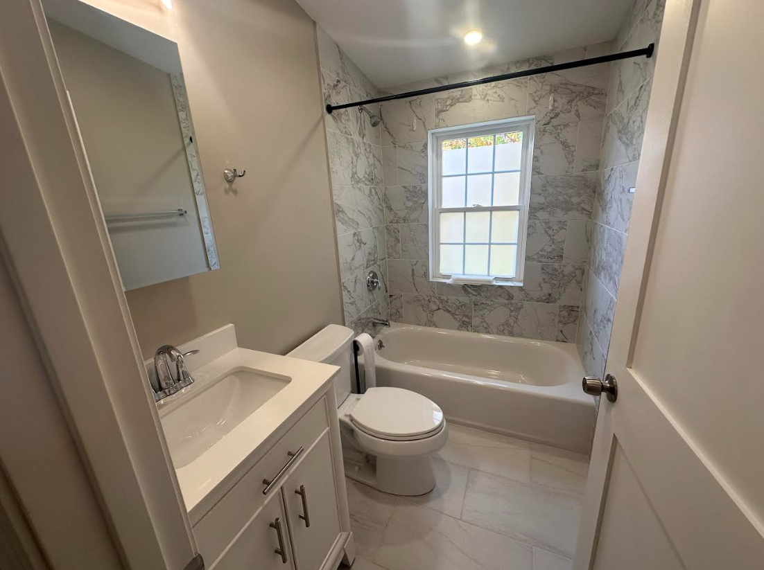 628 Trapelo Rd, Belmont