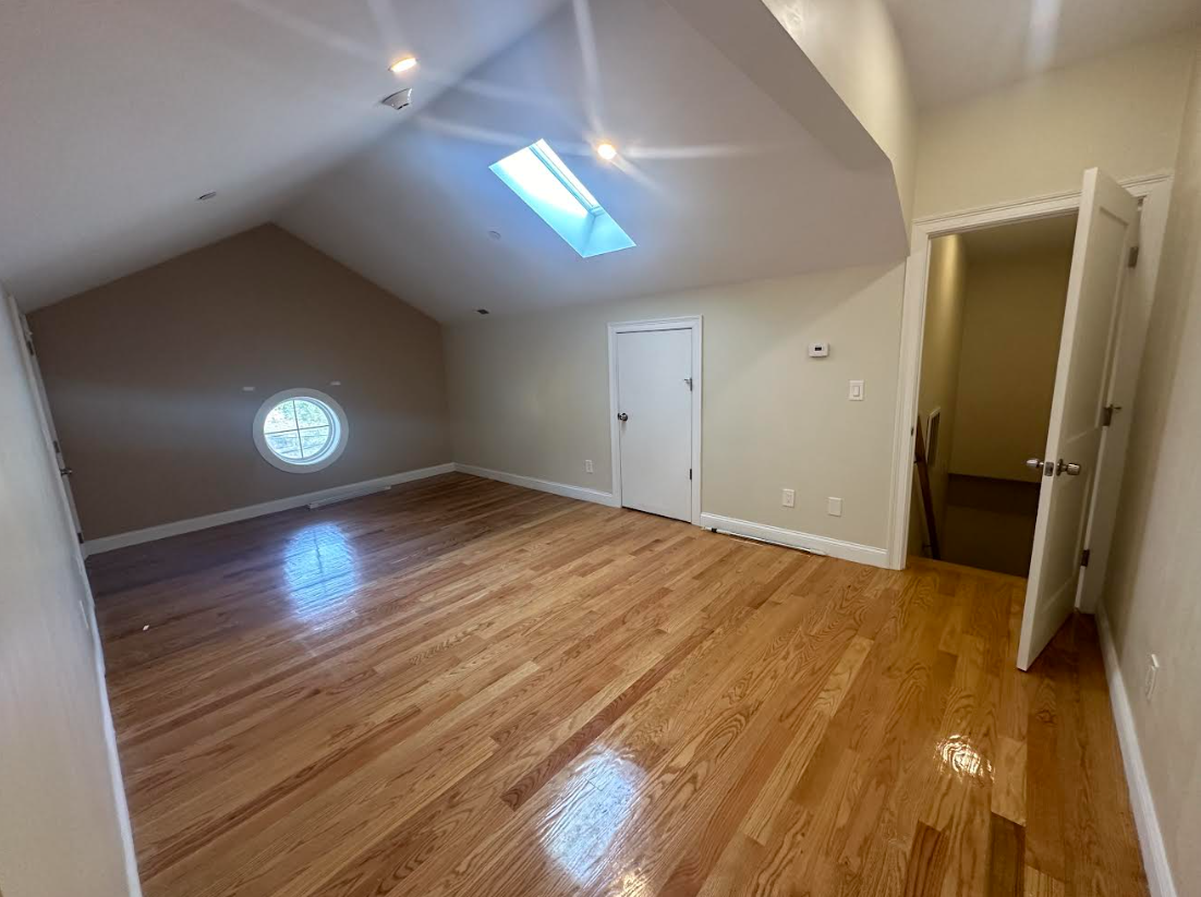 628 Trapelo Rd, Belmont