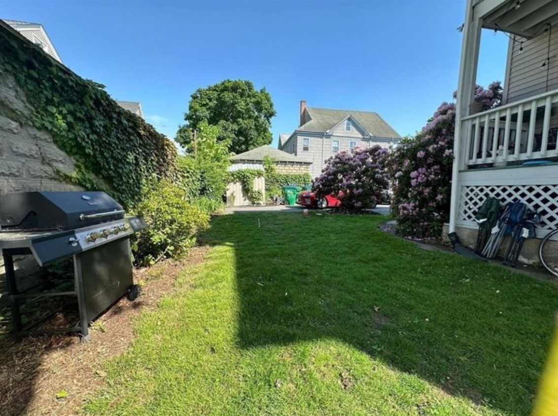 43 Orchard St, Medford