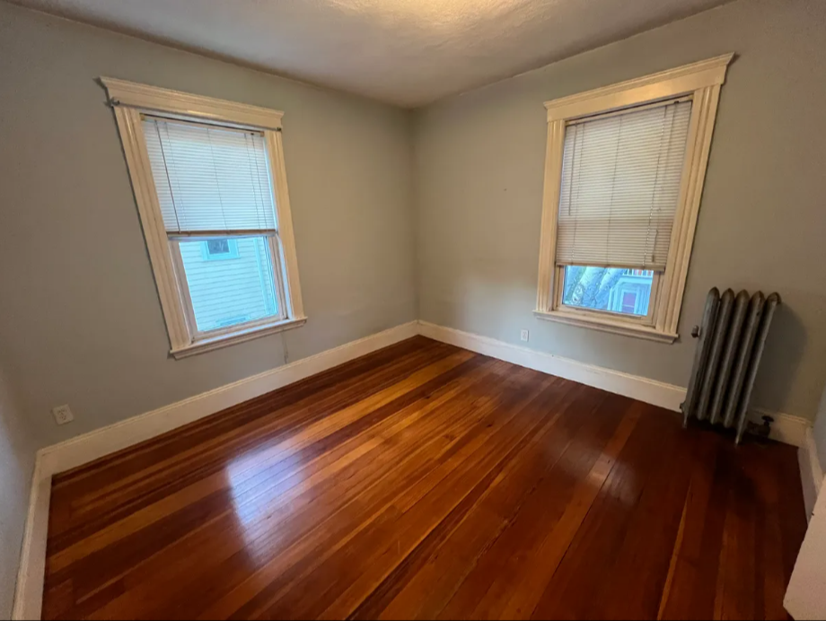 43 Orchard St, Medford