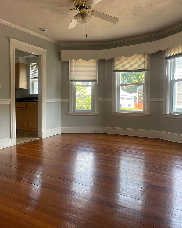 43 Orchard St, Medford