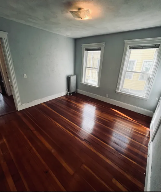 43 Orchard St, Medford