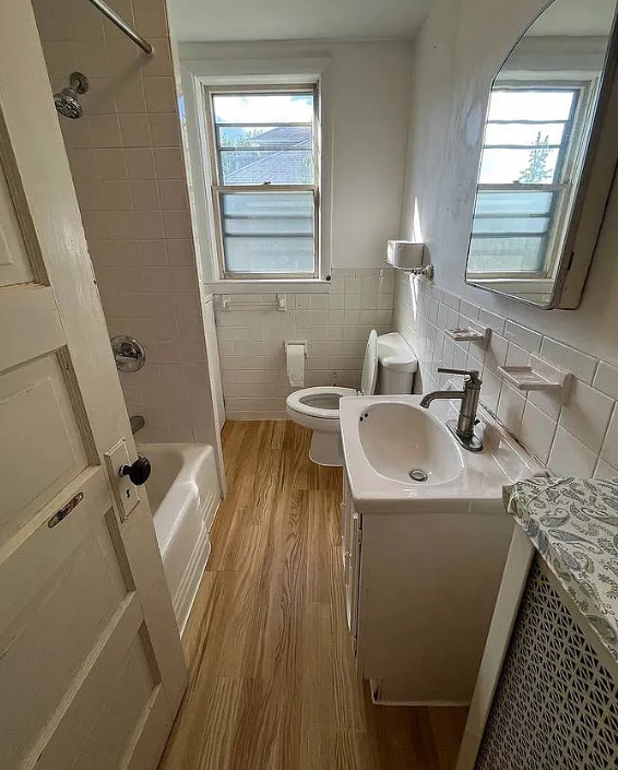 80 Upland Rd, Belmont