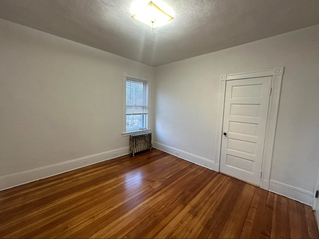 80 Upland Rd, Belmont